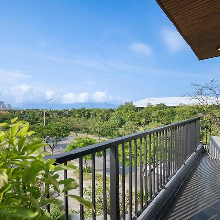 The Sense Apartment - Modern, Near My An Beach Дананг Экстерьер фото