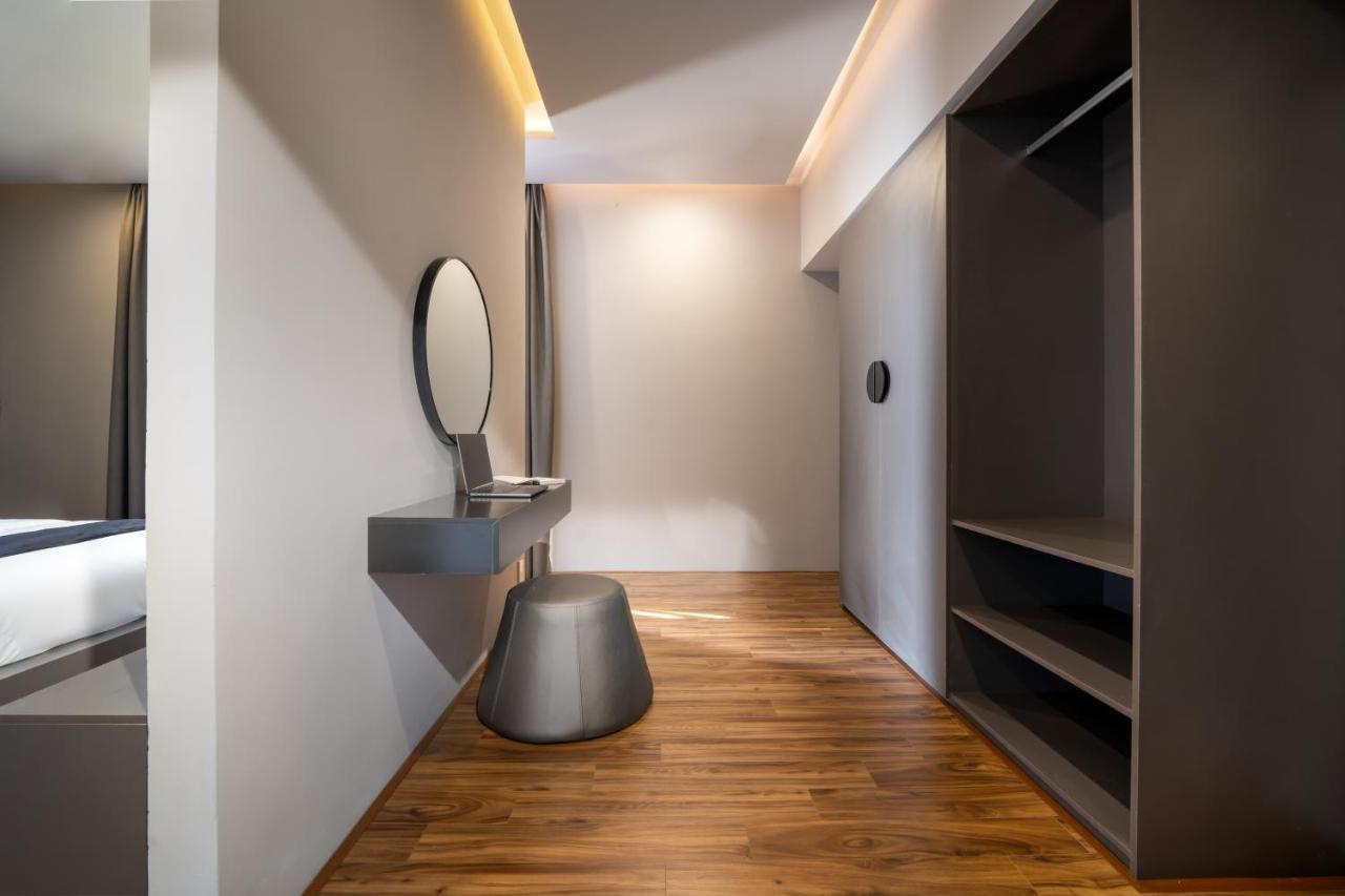 The Sense Apartment - Modern, Near My An Beach Дананг Экстерьер фото