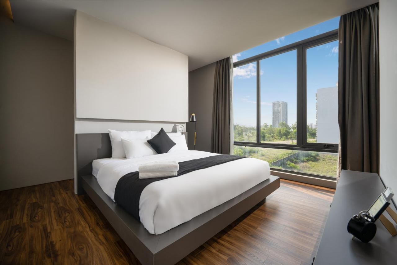 The Sense Apartment - Modern, Near My An Beach Дананг Экстерьер фото